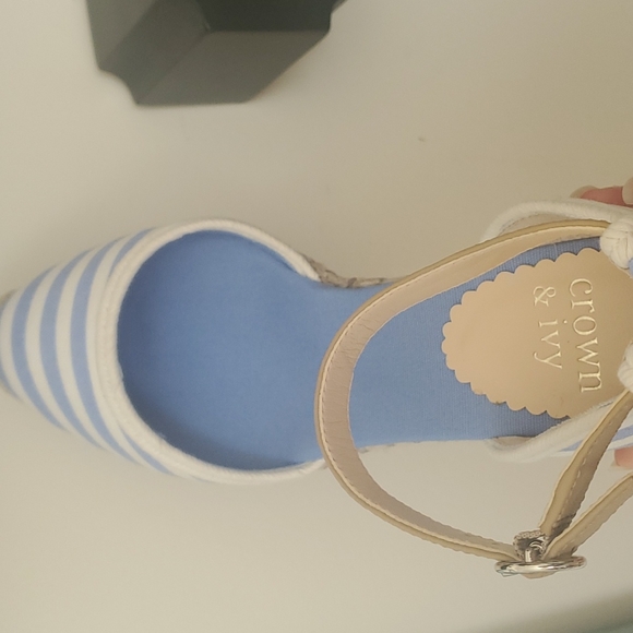 Crown & Ivy Nautical Blue White Stripe Espadrille Wedge - Picture 9 of 11